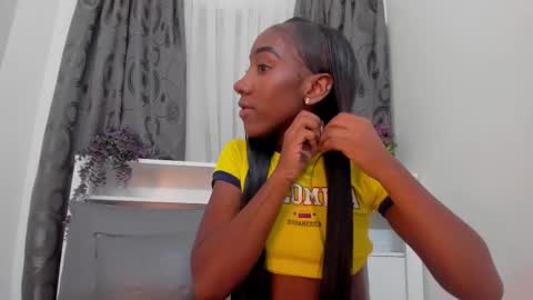 Snapshot of mistt_miaa chatting on 10-05-25, 12:25 mistt_miaa online show from 10-05-25, 12:25