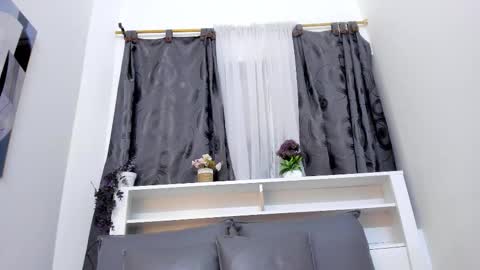 Snapshot of mistt_miaa chatting on 11-02-25, 12:07 mistt_miaa online show from 11-02-25, 12:07