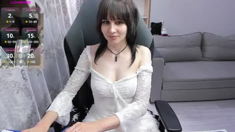 misty_dark online show from 07-10-26, 04:06