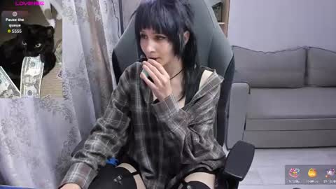 misty_dark online show from 08-02-26, 05:11