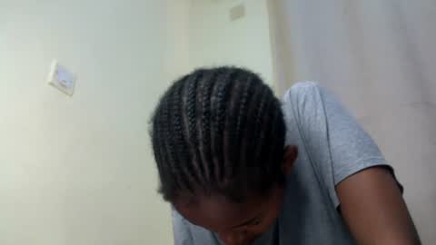 misty_shee online show from 06-18-26, 11:58
