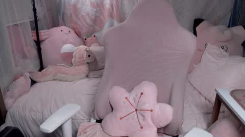 Snapshot of mistymystic chatting on 02-03-26, 02:53 Misty online show from 02-03-26, 02:53