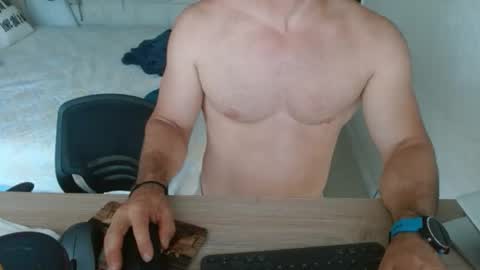 Snapshot of mitcheli chatting on 12-04-25, 09:23 Onlyfans online show from 12-04-25, 09:23