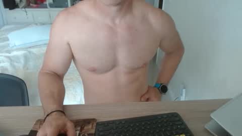 Snapshot of mitcheli chatting on 03-06-26, 03:41 Onlyfans online show from 03-06-26, 03:41