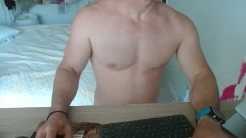Snapshot of mitcheli chatting on 03-25-26, 02:56 Onlyfans online show from 03-25-26, 02:56