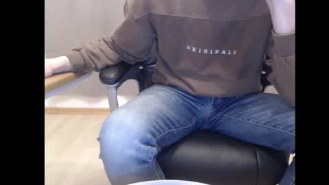 Mitsch online show from 02-11-25, 12:27