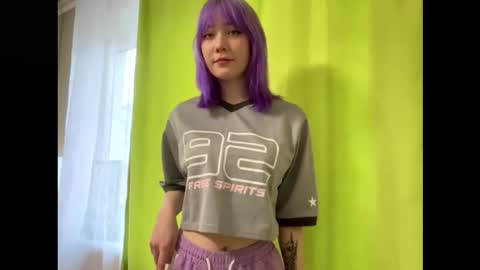 Mila online show from 10-17-25, 10:07