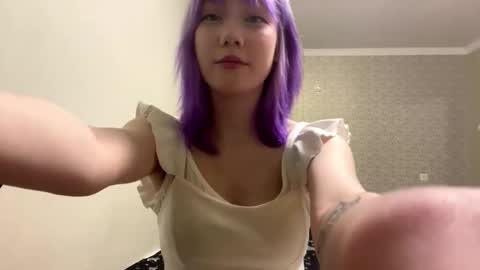 Mila online show from 10-18-25, 01:56