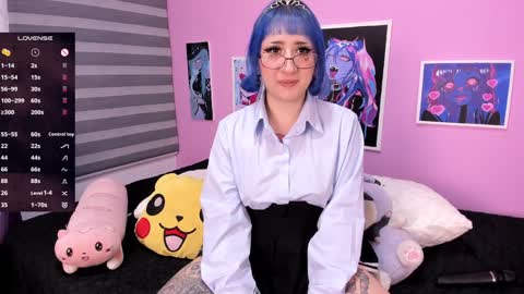 Snapshot of miwaviolet chatting on 02-08-25, 01:22 Miwa Violet online show from 02-08-25, 01:22