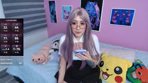 Snapshot of miwaviolet chatting on 11-07-25, 05:35 Miwa Violet online show from 11-07-25, 05:35