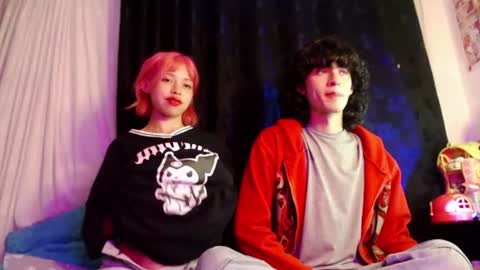 Naomi and Nekorii online show from 06-11-26, 06:22