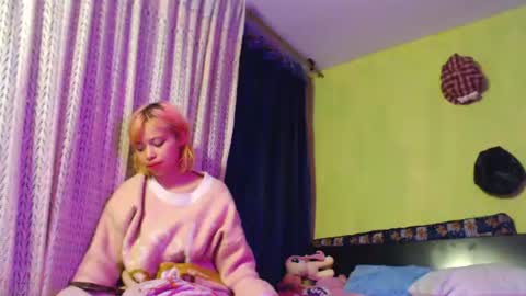 Naomi and Nekorii online show from 07-27-26, 04:19