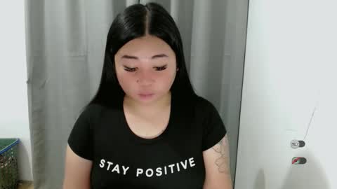 Snapshot of miya_licious chatting on 01-11-26, 08:19 cassie marie online show from 01-11-26, 08:19