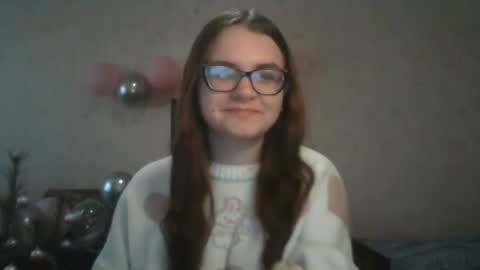 Snapshot of miyabe chatting on 02-16-25, 07:04 Milana online show from 02-16-25, 07:04