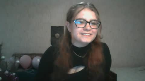 Snapshot of miyabe chatting on 03-06-25, 01:14 Milana online show from 03-06-25, 01:14