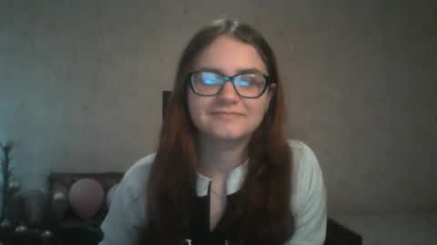 Snapshot of miyabe chatting on 03-11-25, 01:12 Milana online show from 03-11-25, 01:12