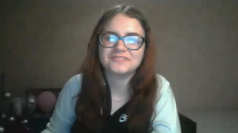 Snapshot of miyabe chatting on 03-11-25, 04:18 Milana online show from 03-11-25, 04:18