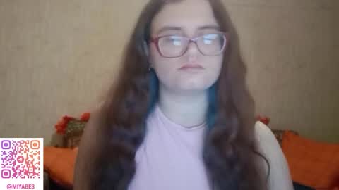 Milana online show from 12-18-25, 04:18