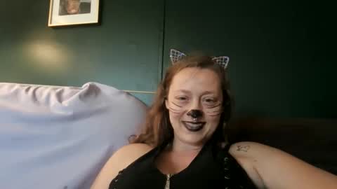 miztrezk online show from 10-31-25, 03:24