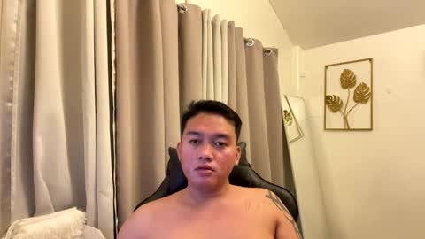 Snapshot of mj_xx7828 chatting on 04-11-26, 04:06 Michole Jay online show from 04-11-26, 04:06