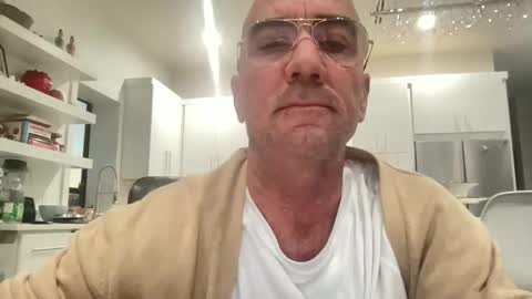 Snapshot of mjspel chatting on 01-22-25, 12:16 dirtymind online show from 01-22-25, 12:16