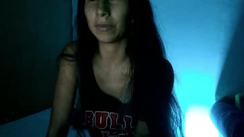 Snapshot of mli739709 chatting on 02-02-25, 04:15 MoonLipson online show from 02-02-25, 04:15