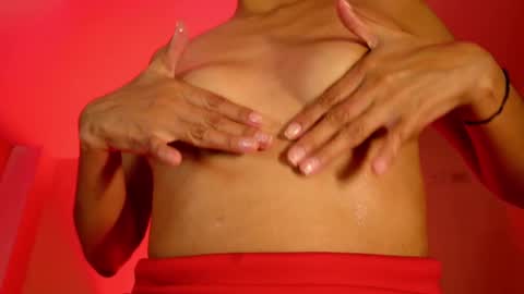 Snapshot of mli739709 chatting on 03-10-25, 06:27 MoonLipson online show from 03-10-25, 06:27