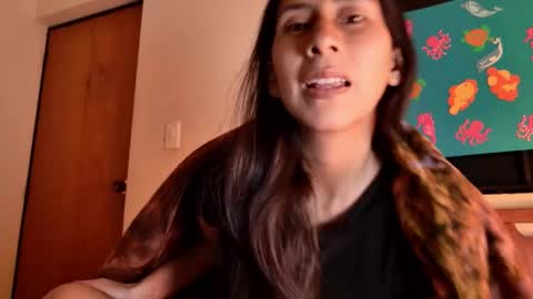 Snapshot of mli739709 chatting on 09-13-25, 04:56 MoonLipson online show from 09-13-25, 04:56