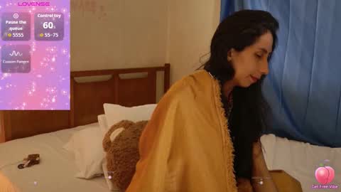 Snapshot of mli739709 chatting on 03-02-26, 05:08 MoonLipson online show from 03-02-26, 05:08