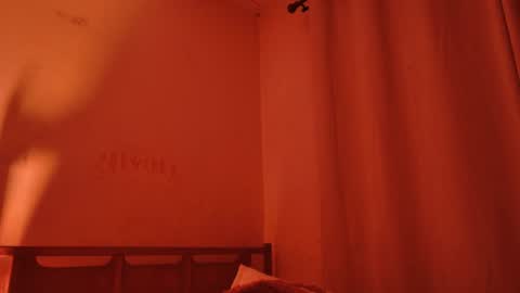 MoonLipson online show from 07-25-26, 03:59