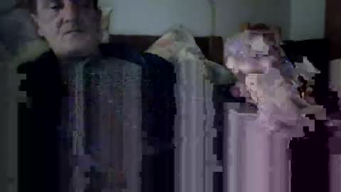 Snapshot of mmiltos chatting on 02-20-26, 02:41 mmiltos online show from 02-20-26, 02:41