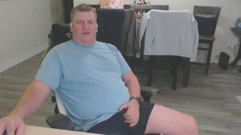 Snapshot of mmmthatsfunnn chatting on 12-27-24, 02:58 mmmthatsfunnn online show from 12-27-24, 02:58