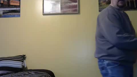 Snapshot of mmr45 chatting on 12-30-24, 11:49 mmr45 online show from 12-30-24, 11:49