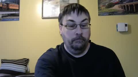 Snapshot of mmr45 chatting on 01-04-25, 06:19 mmr45 online show from 01-04-25, 06:19