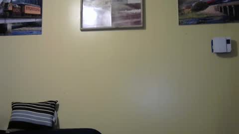 Snapshot of mmr45 chatting on 02-01-25, 06:21 mmr45 online show from 02-01-25, 06:21