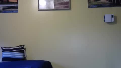 Snapshot of mmr45 chatting on 02-08-25, 11:55 mmr45 online show from 02-08-25, 11:55