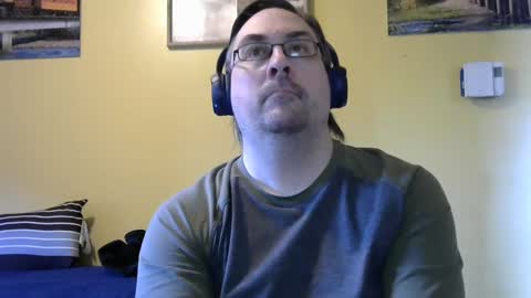 Snapshot of mmr45 chatting on 02-28-25, 09:33 mmr45 online show from 02-28-25, 09:33