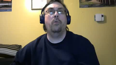 Snapshot of mmr45 chatting on 03-05-25, 04:45 mmr45 online show from 03-05-25, 04:45