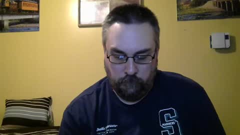 Snapshot of mmr45 chatting on 09-09-25, 04:23 mmr45 online show from 09-09-25, 04:23