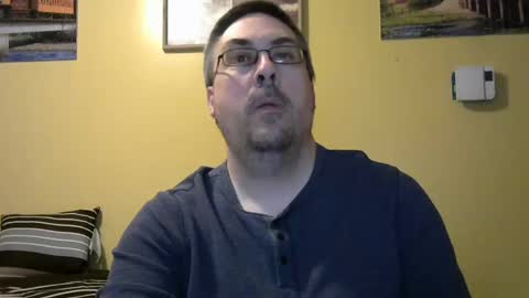 Snapshot of mmr45 chatting on 10-12-25, 03:05 mmr45 online show from 10-12-25, 03:05