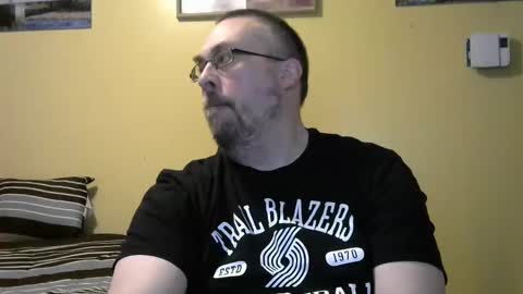 mark online show from 04-27-26, 03:59