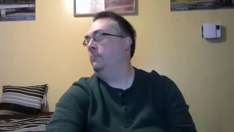 Snapshot of mmr4545 chatting on 06-08-26, 03:40 mark online show from 06-08-26, 03:40