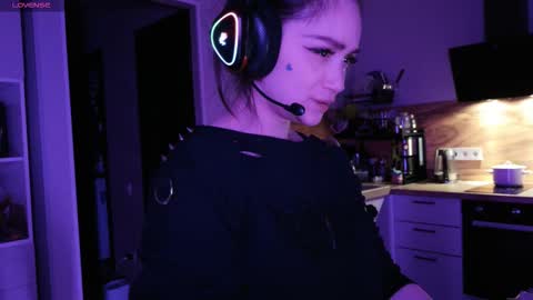 Snapshot of moana_qliphoth chatting on 03-13-26, 09:10 Moana online show from 03-13-26, 09:10