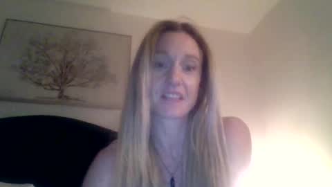 Snapshot of mockingbirds91 chatting on 05-28-26, 07:05 mockingbirds91 online show from 05-28-26, 07:05