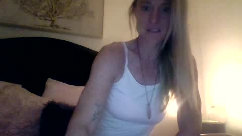 mockingbirds91 online show from 06-16-26, 07:22