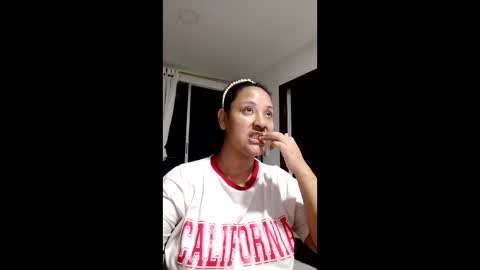 Sarah online show from 05-20-26, 02:51