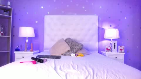 Sophia  online show from 03-06-25, 07:32