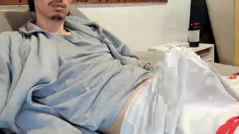 Snapshot of moderdelier chatting on 10-08-25, 11:13 DigBreed online show from 10-08-25, 11:13