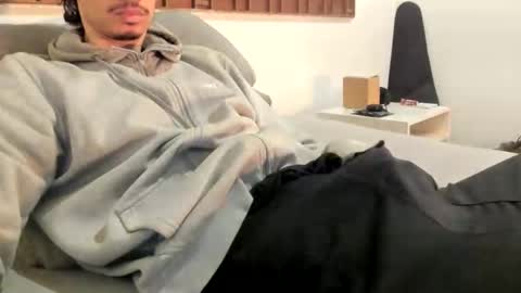 DigBreed online show from 04-28-26, 02:55