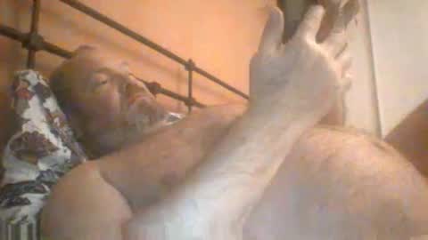 Snapshot of mofu781s chatting on 02-04-26, 08:53 mofu781s online show from 02-04-26, 08:53